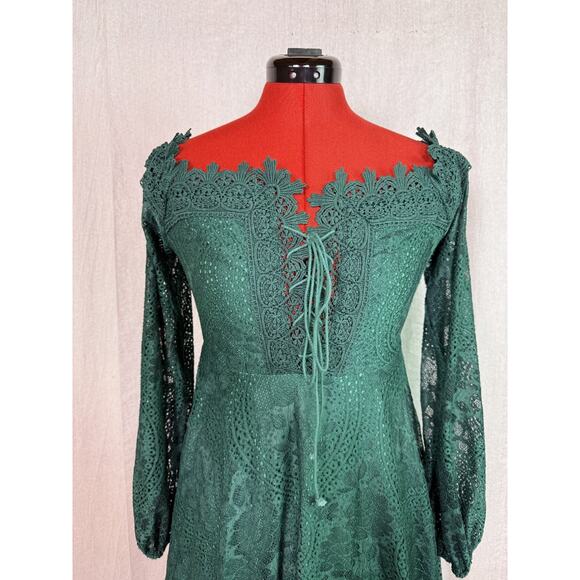 Double Crazy Dress Women Size Small Green Fit and Flare Mini Crotchet Tie E277 - Picture 2 of 12